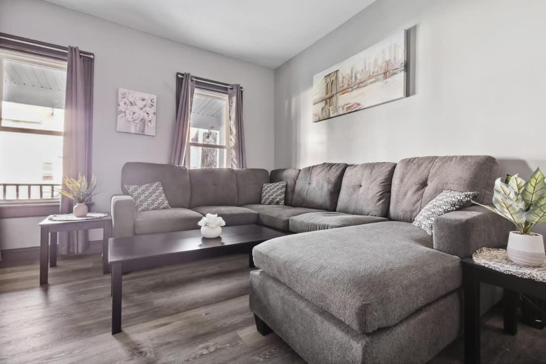 Spacious 6Br 2Ba Minutes For The Falls & Casino Niagara Falls Exteriér fotografie