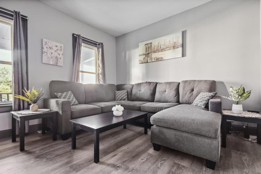 Spacious 6Br 2Ba Minutes For The Falls & Casino Niagara Falls Exteriér fotografie